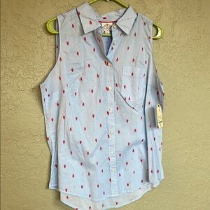 Sleeveless Blue Button-Up Shirt with Red Pattern
